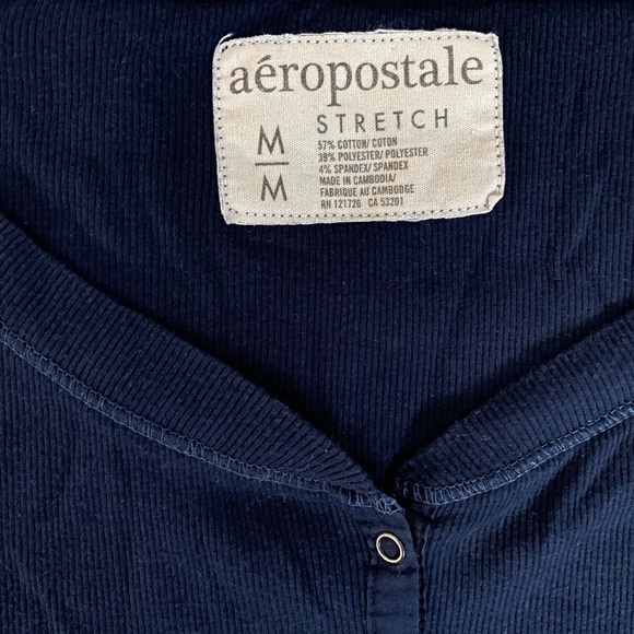 Y2K basic Aero tee - Picture 2 of 2